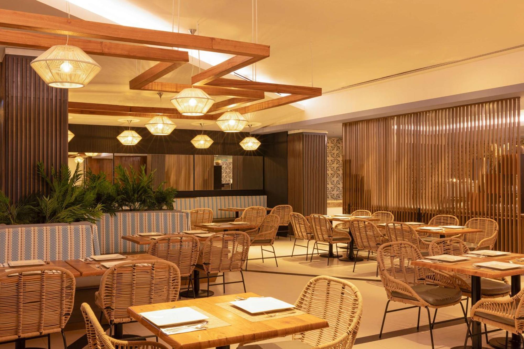 Doubletree By Hilton Mazatlan, Sin Hotel Exterior photo